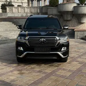 Toyota Land Cruiser, 2018