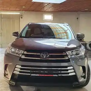 Toyota Highlander, 2018