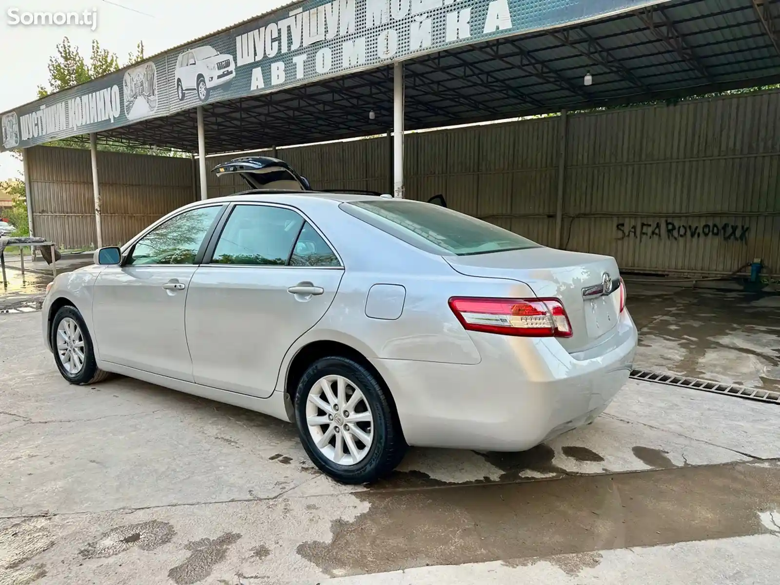 Toyota Camry, 2010-3