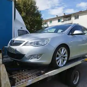 Opel Astra J, 2011