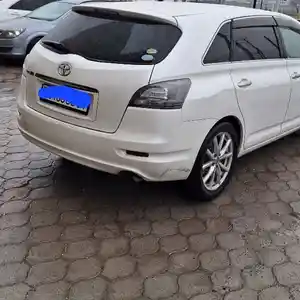 Заводское заднее стекло от Toyota Mark X Zio