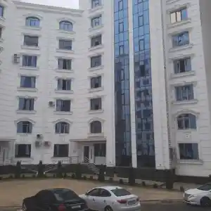 1-комн. квартира, 2 этаж, 61 м², пединститут Сафо