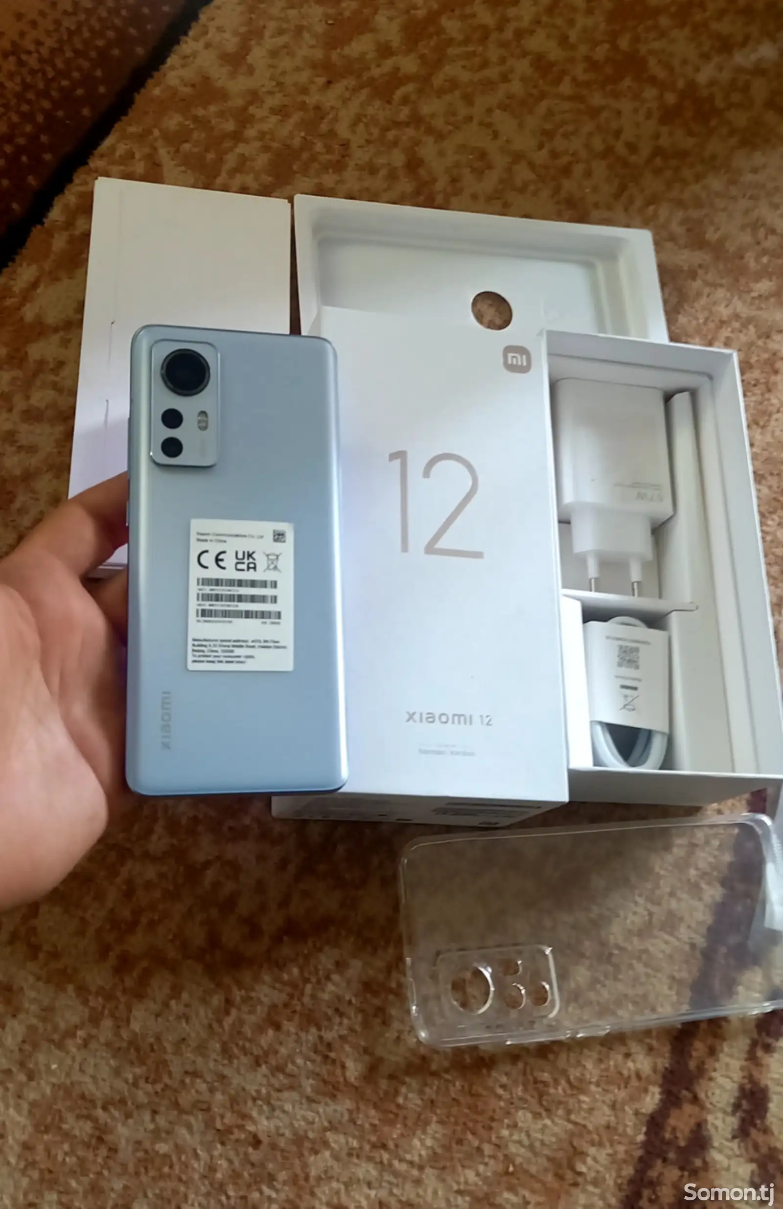 Xiaomi Mi 12 8+4/256GB-1