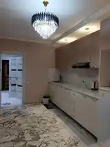 2-комн. квартира, 10 этаж, 58 м², Сино-7