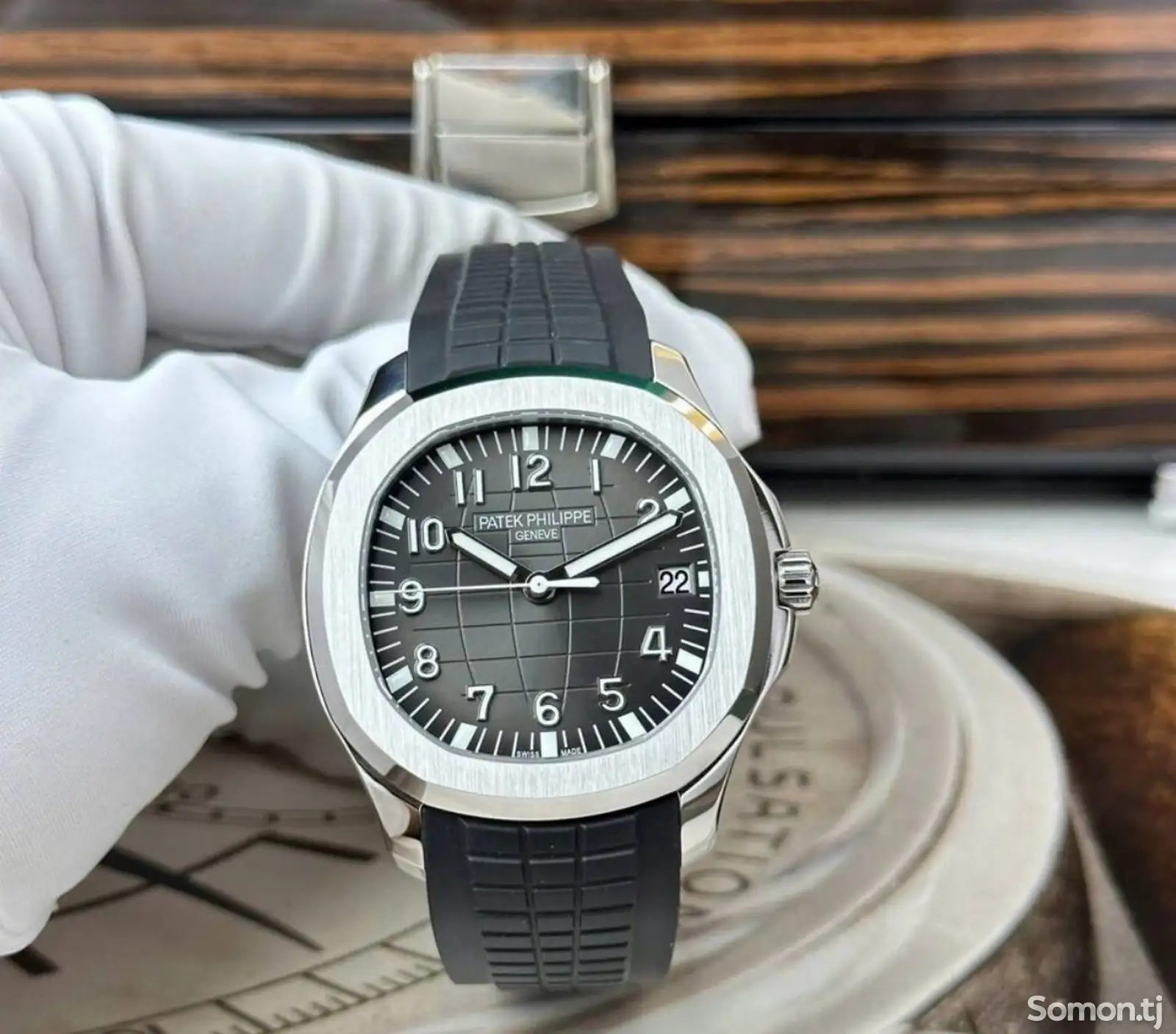 Часы Patek Philippe-Aquanaut-5167R-001-1