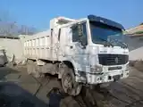 Самосвал Sinotruk Howo, 2012-5