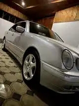 Mercedes-Benz E class, 2000-9