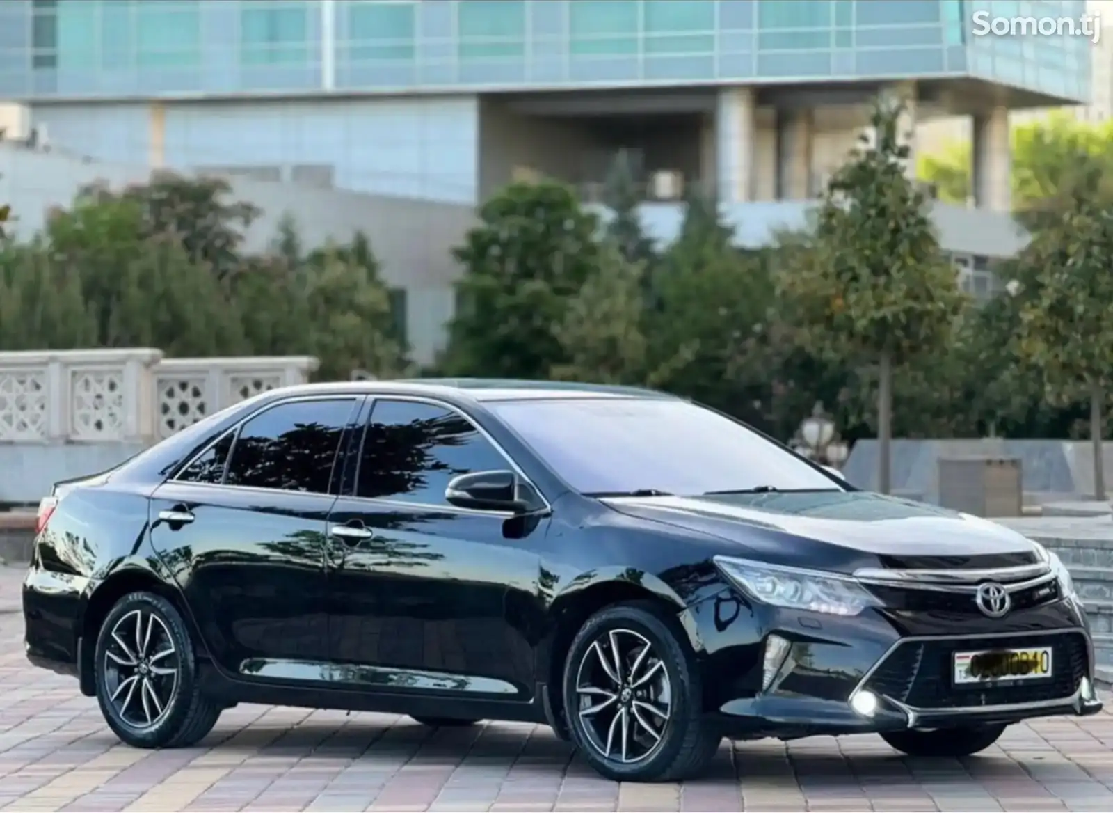 Toyota Camry, 2017-4