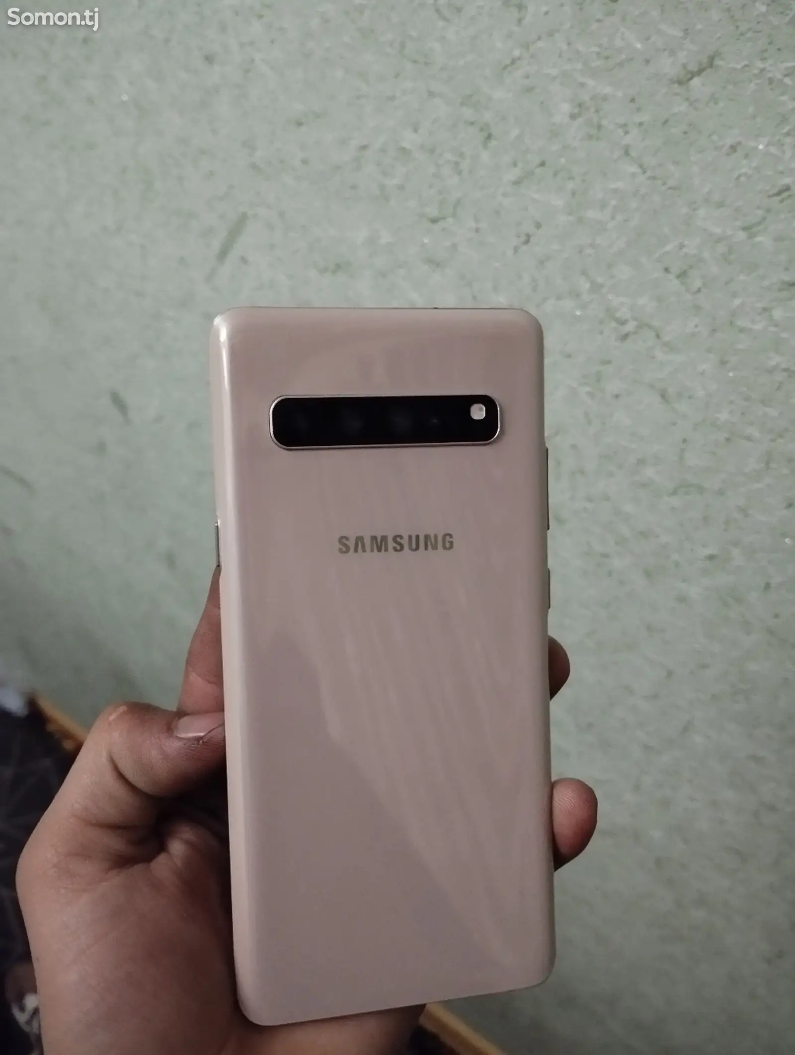 Samsung Galaxy S10+ 5g-1