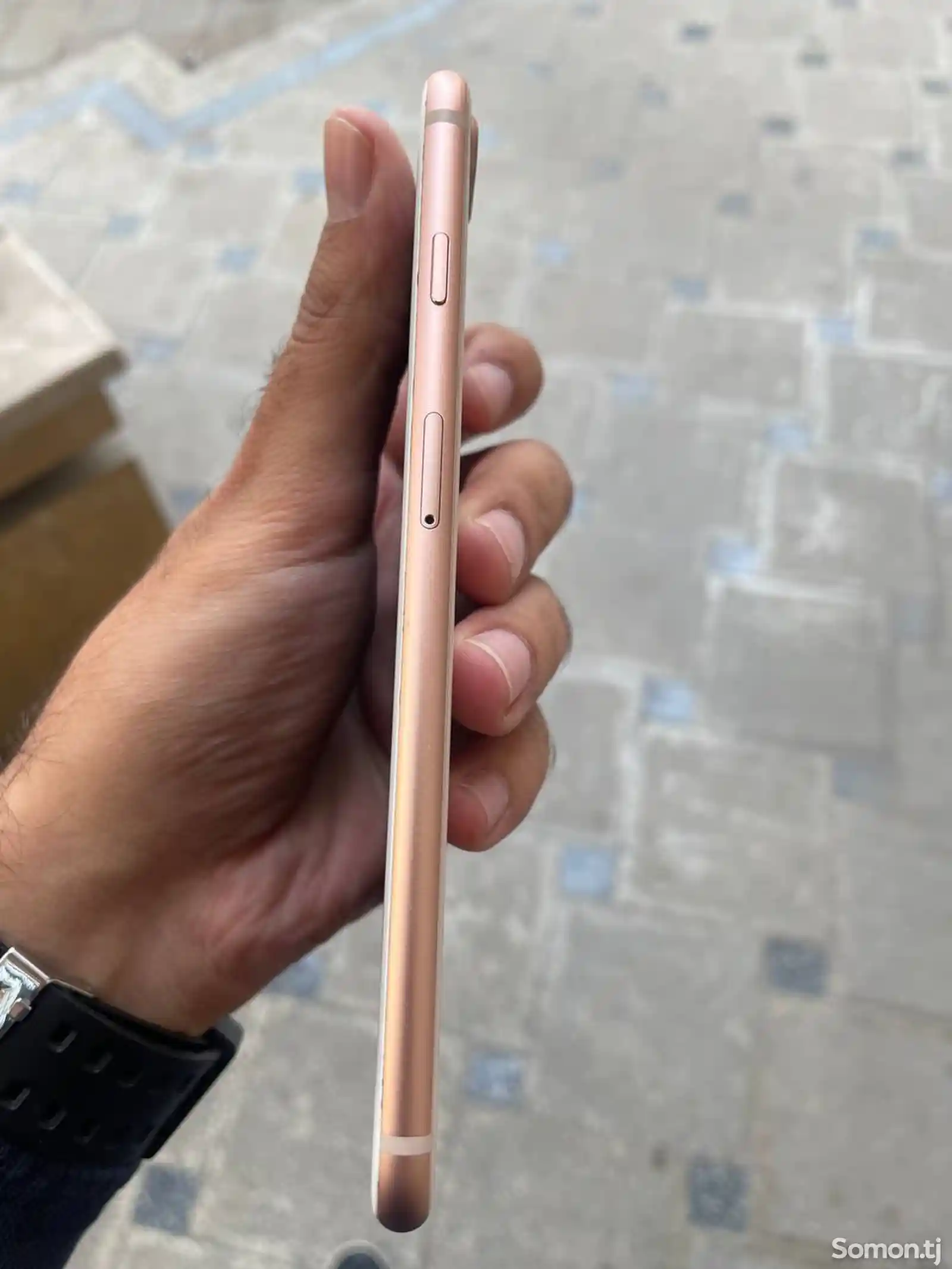 Apple iPhone 8 plus, 64 gb, Gold-3