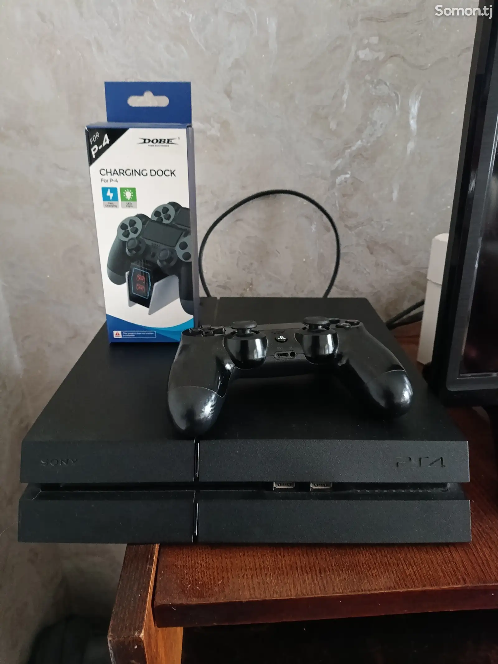 Игровая приставка Sony PlayStation 4 FAT-1