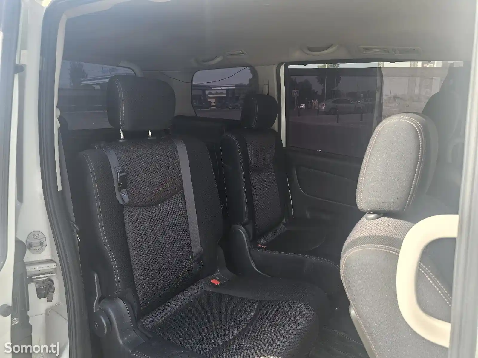 Nissan Serena, 2014-4