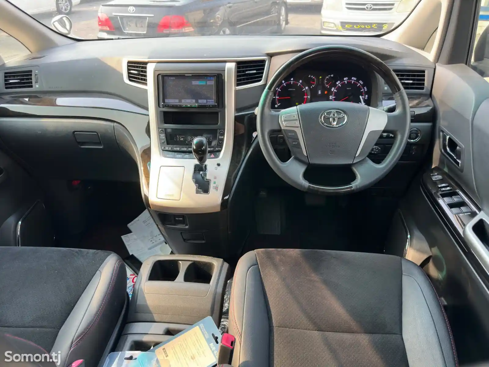 Toyota Vellfire, 2014-11