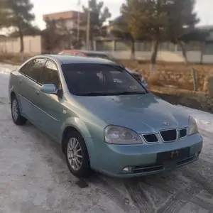 Daewoo Lacetti, 2004