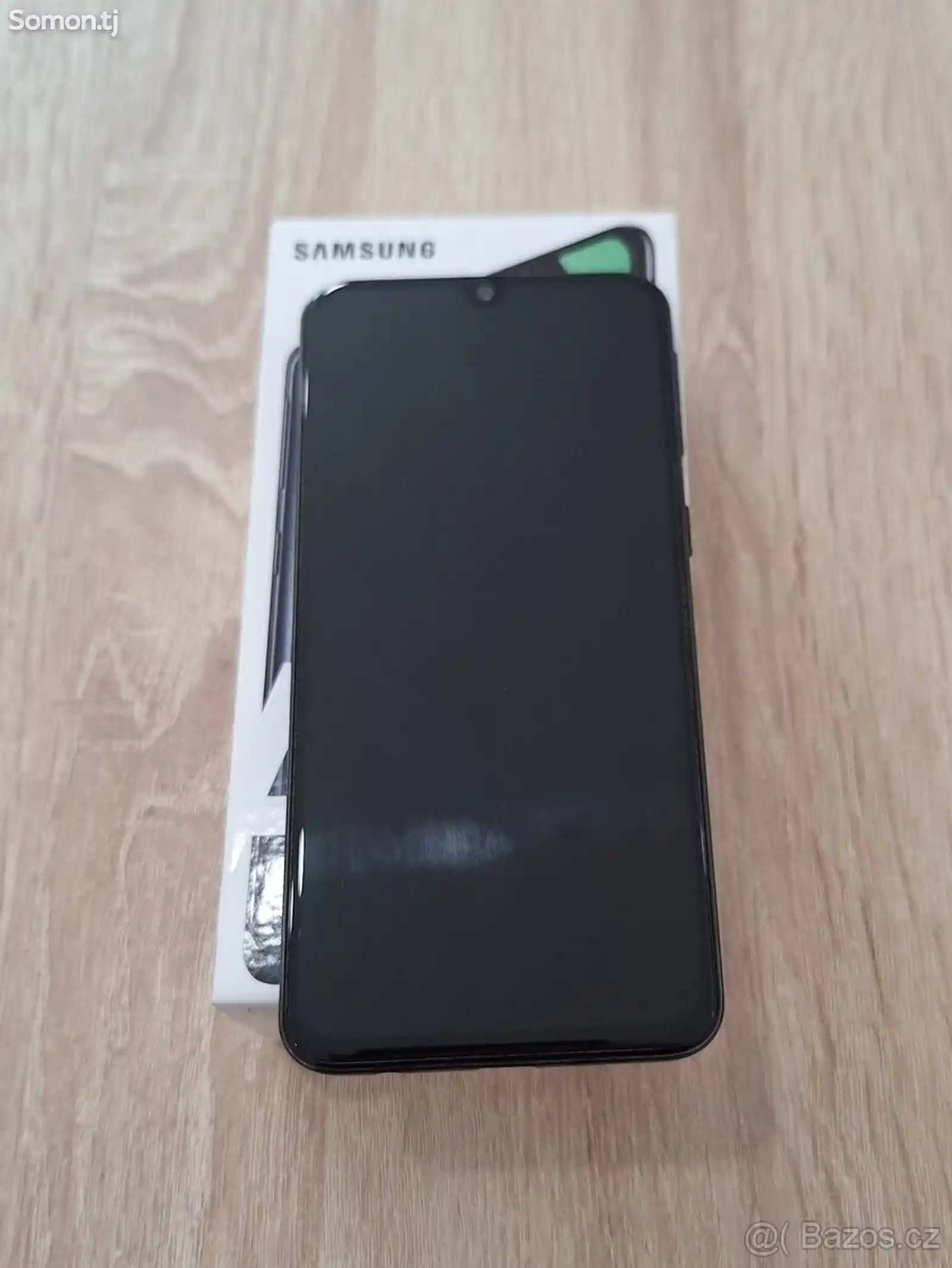 Samsung Galaxy A40 64Gb-4