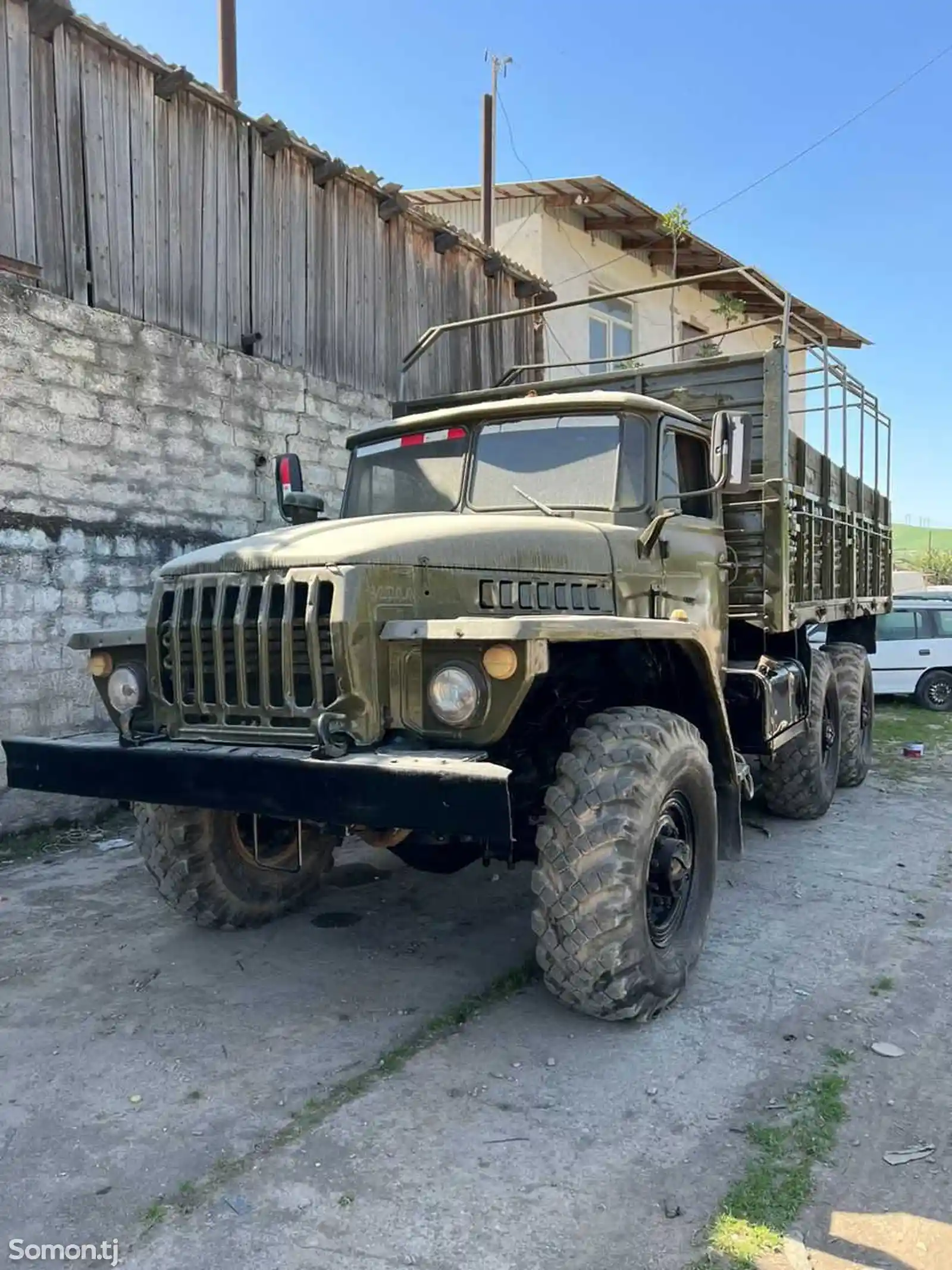 Бортовой грузовик Урал, 2000-2