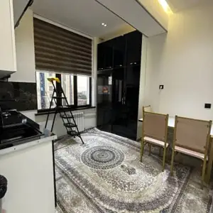 3-комн. квартира, 10 этаж, 80 м², Шохмансур, проспект Айни