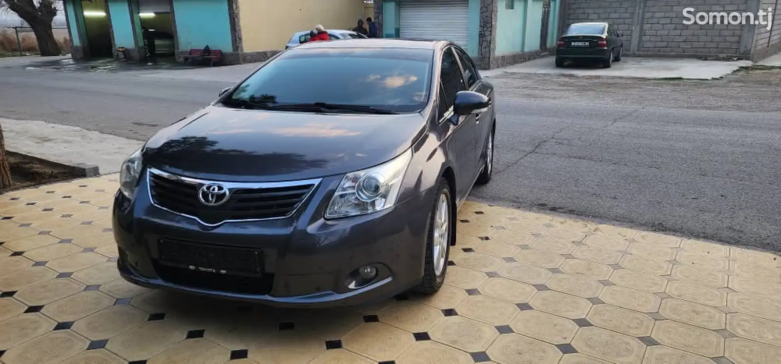 Toyota Avensis, 2010-1