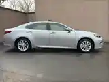 Lexus ES series, 2015-5