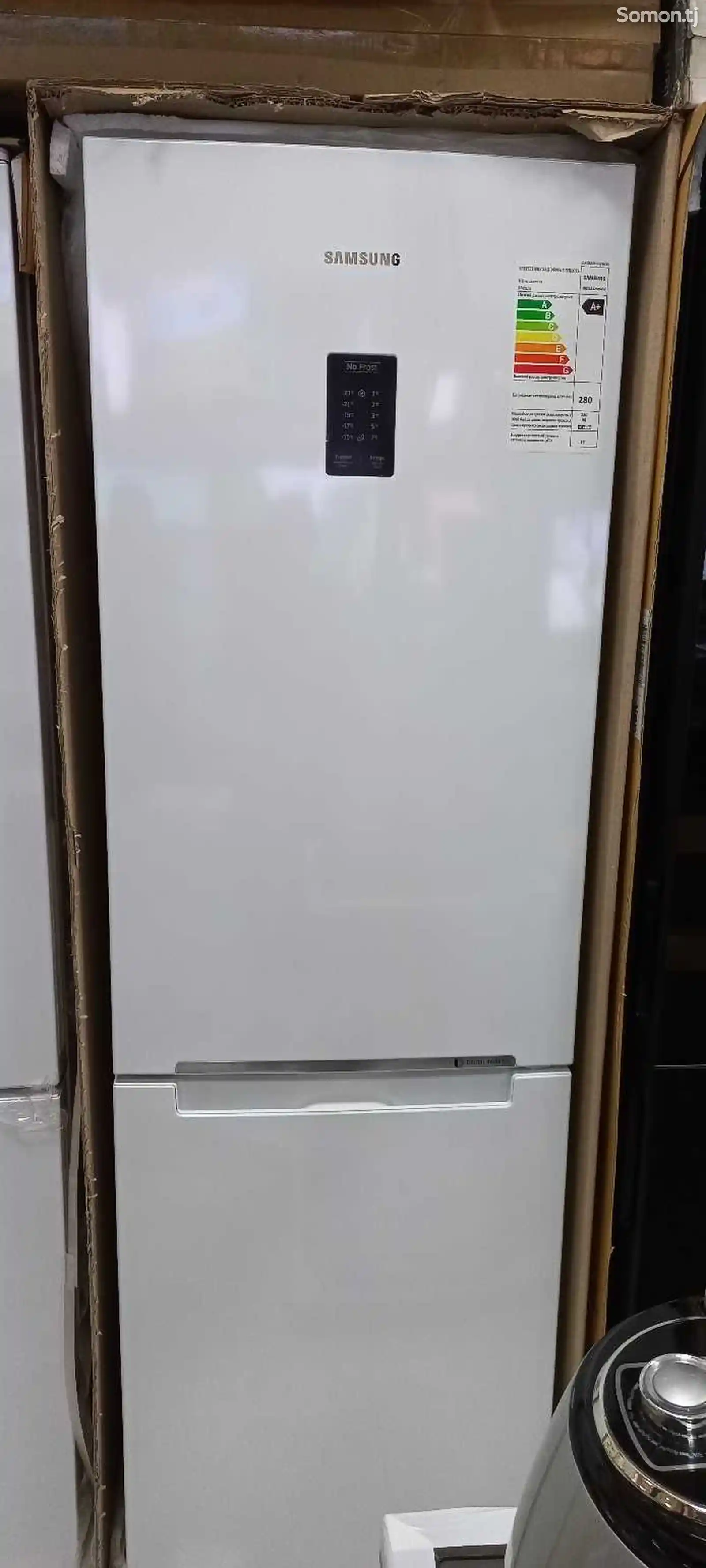 Холодильник Samsung RB30A32NOSA-1