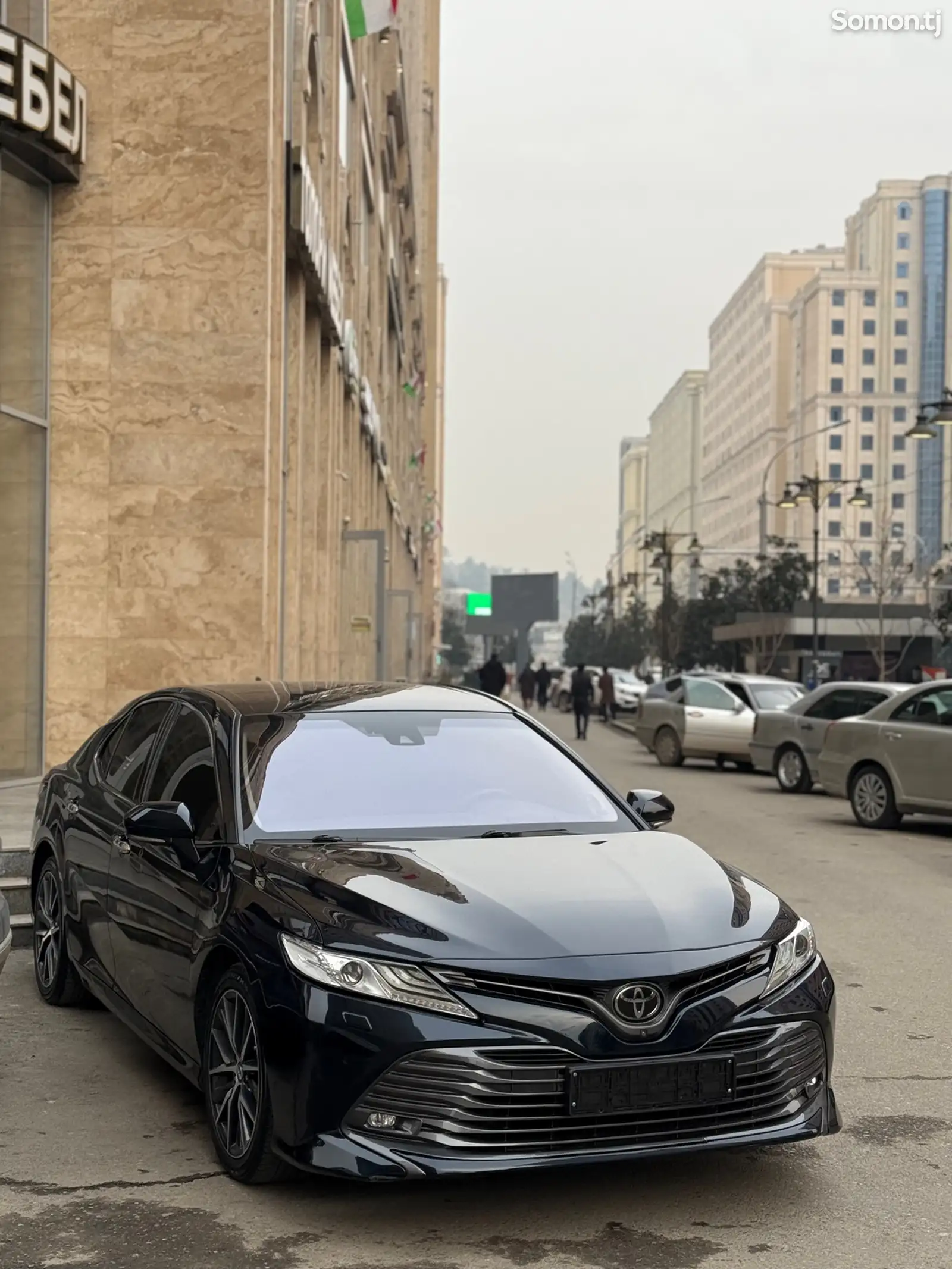 Toyota Camry, 2018-1