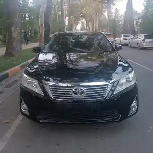 Toyota Camry, 2012