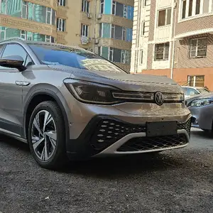 Volkswagen ID.6, 2023