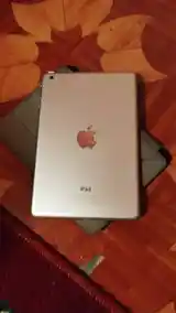 Планшет Apple iPad mini 4-4