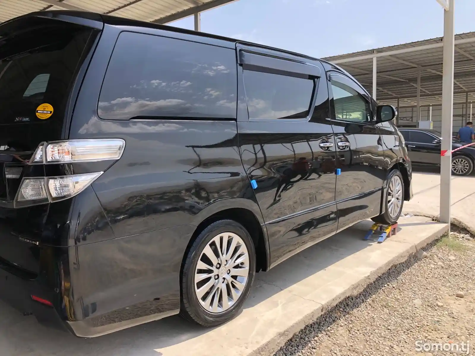 Toyota Vellfire, 2014-4