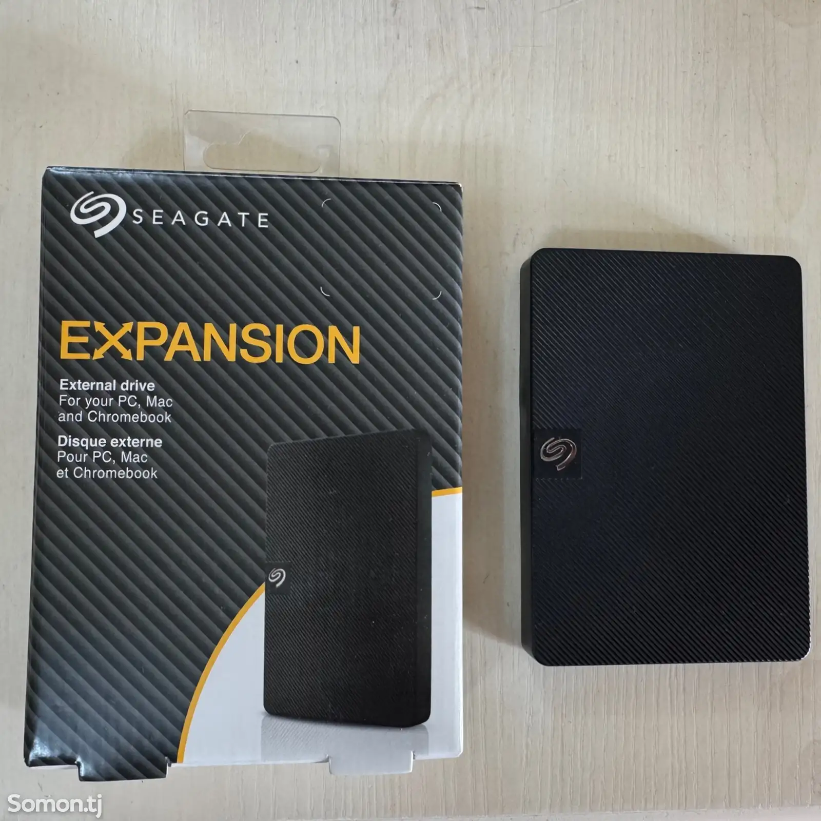 Внешний жесткий диск Seagate 1TB-1