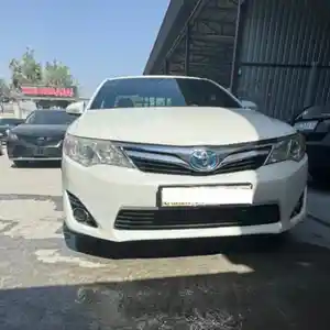 Toyota Camry, 2012