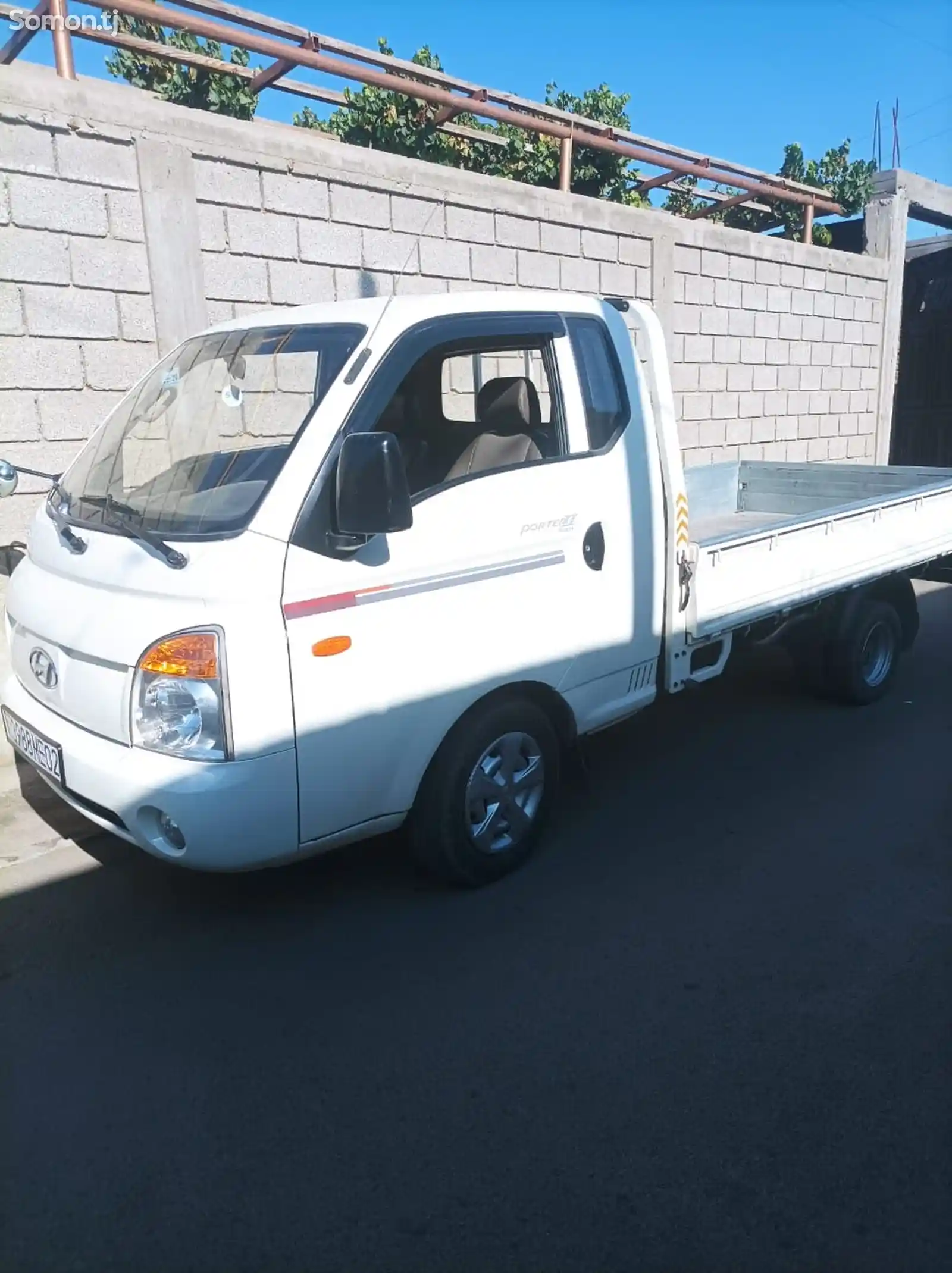 Бортовой автомобиль hyundai Porter 2 , 2009-2