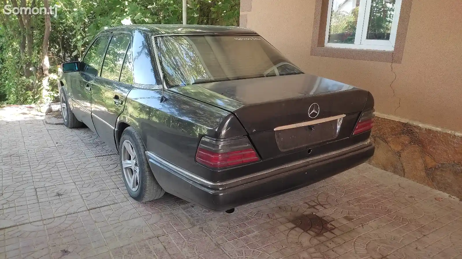 Mercedes-Benz E class, 1993-1