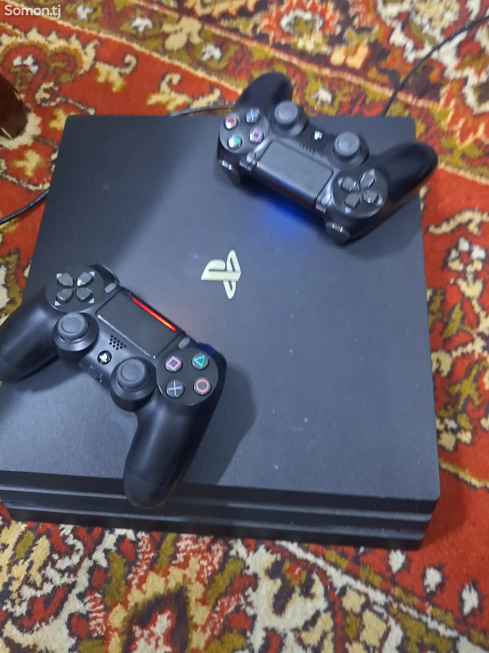 Игровая приставка Sony playstation 4Pro 1TB-1