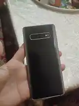 Samsung Galaxy S10+-3