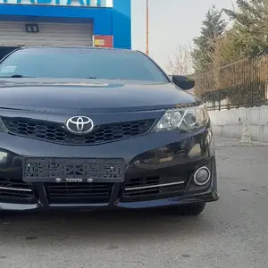 Toyota Camry, 2014