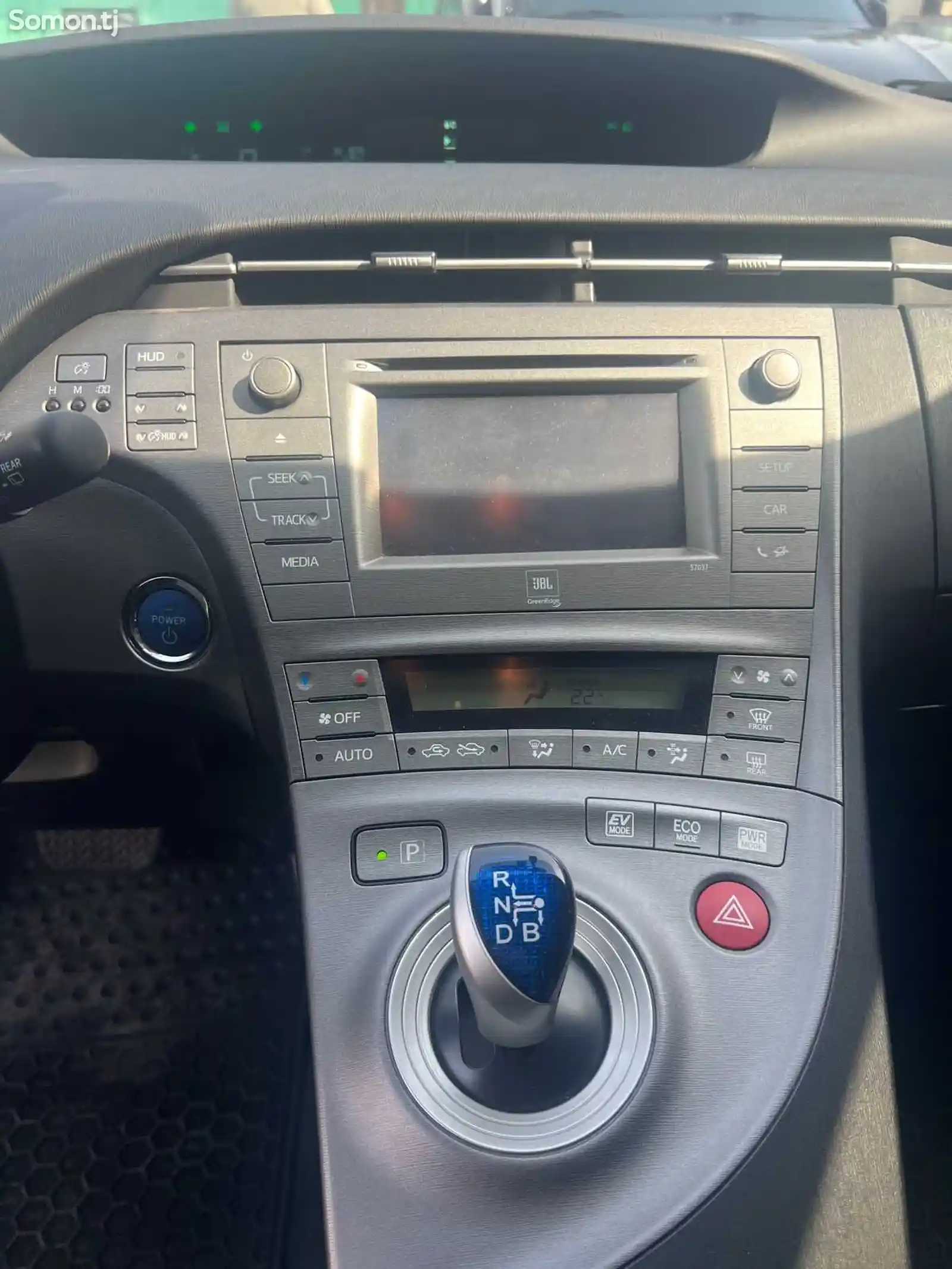 Toyota Prius, 2012-12