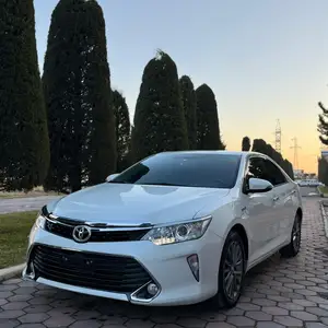 Toyota Camry, 2015