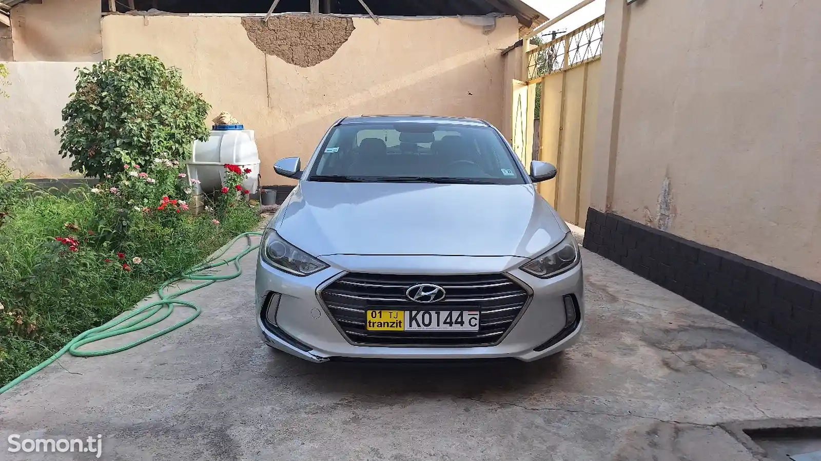 Hyundai Elantra, 2017-5