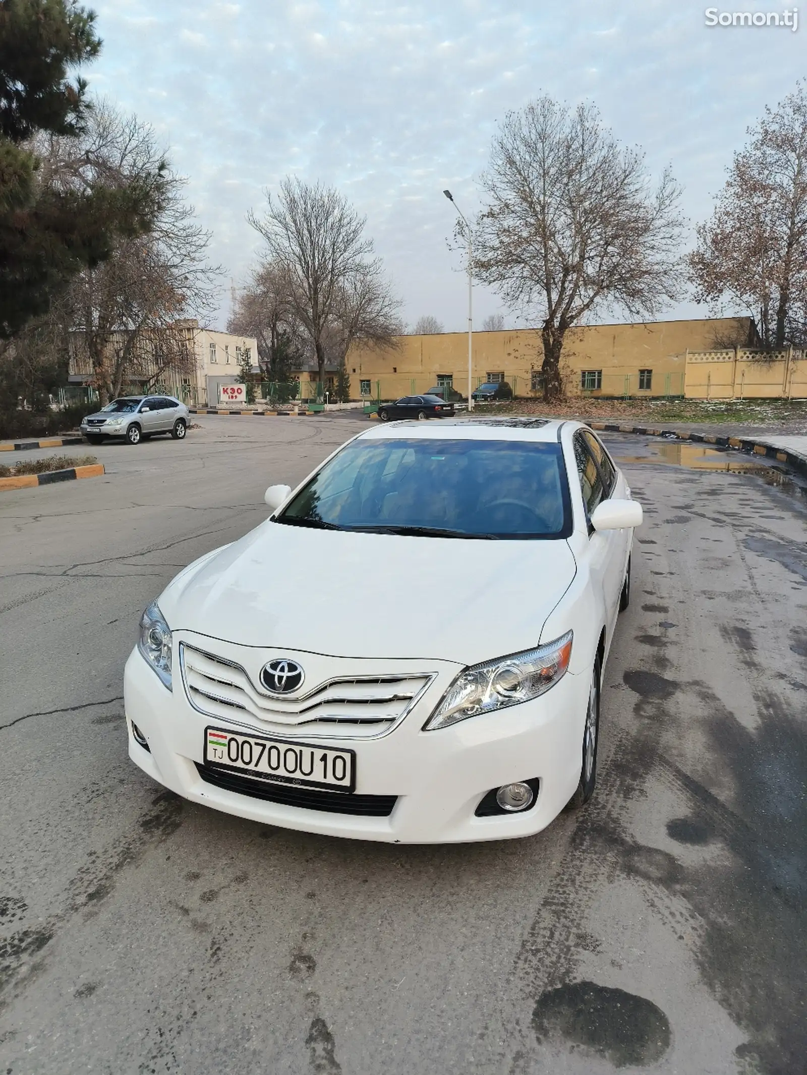 Toyota Camry, 2010-1