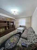 3-комн. квартира, 2 этаж, 60м², 27мкр-3