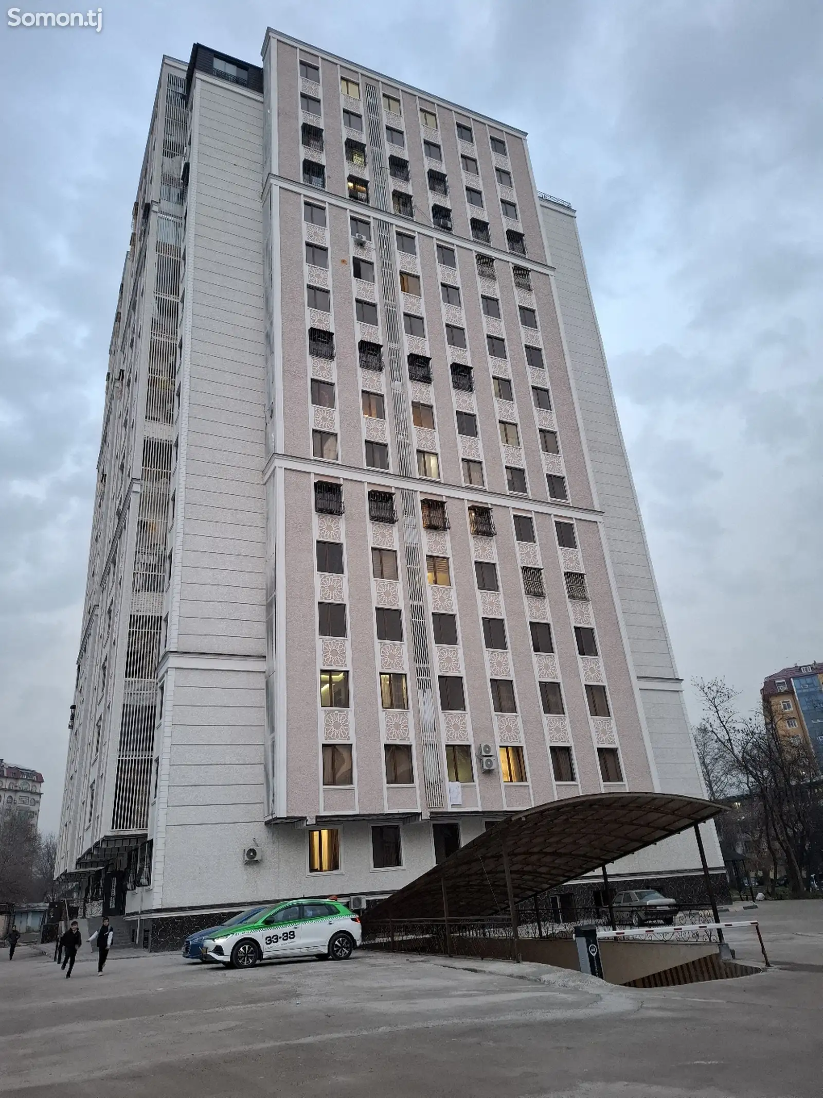 2-комн. квартира, 11 этаж, 64 м², 82 мкр-1