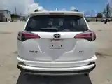 Toyota RAV 4, 2018-4