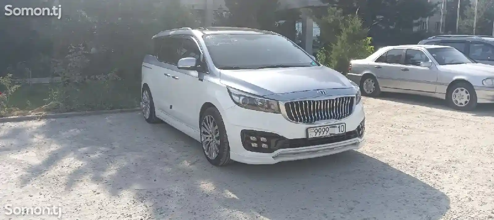 Kia Carnival, 2015-3