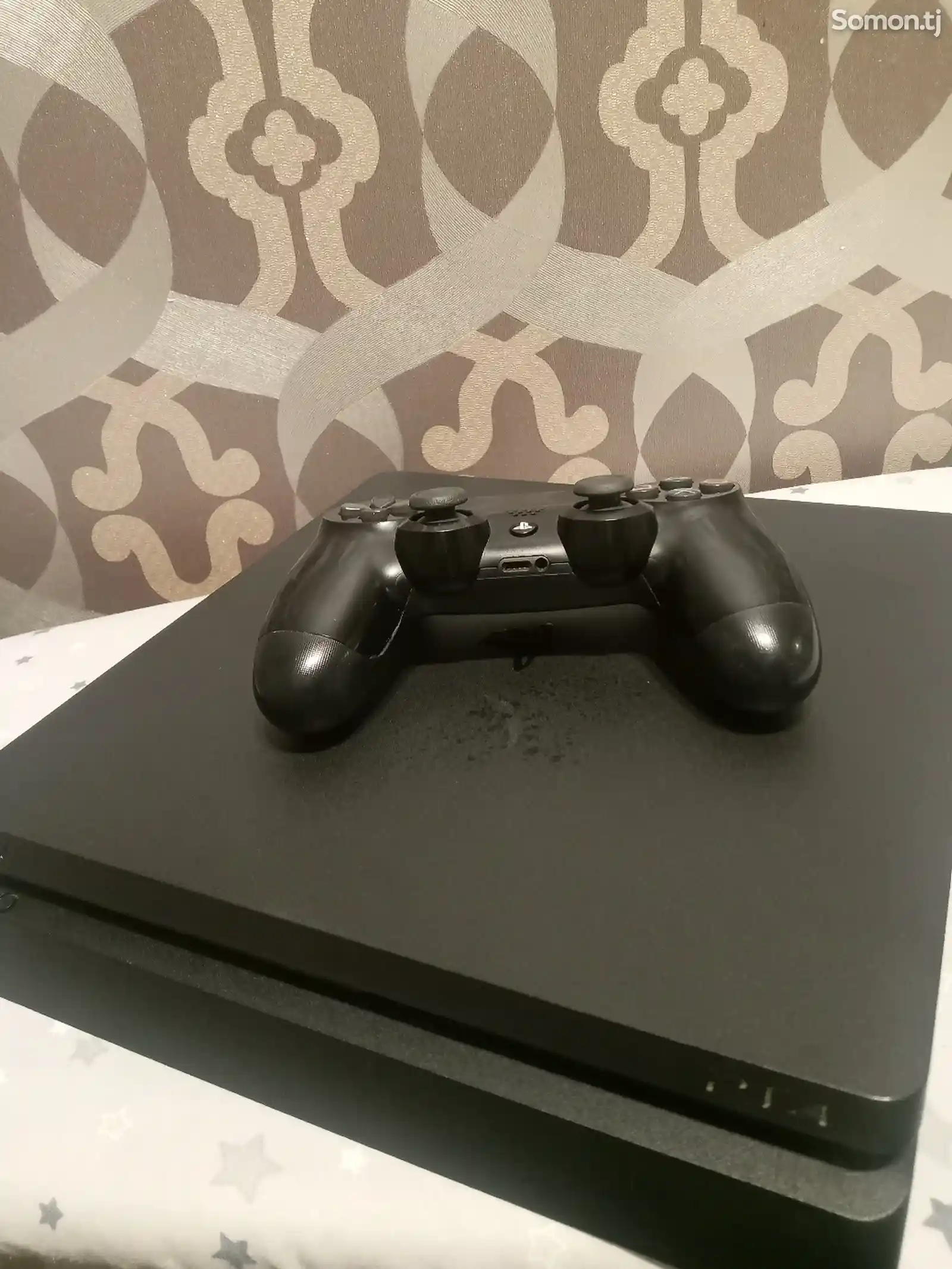 Игровая приставка Sony PlayStation 4 Slim-5