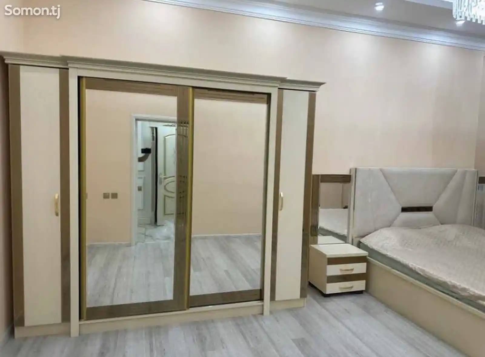 4-комн. квартира, 15 этаж, 160м², 82мкр-7