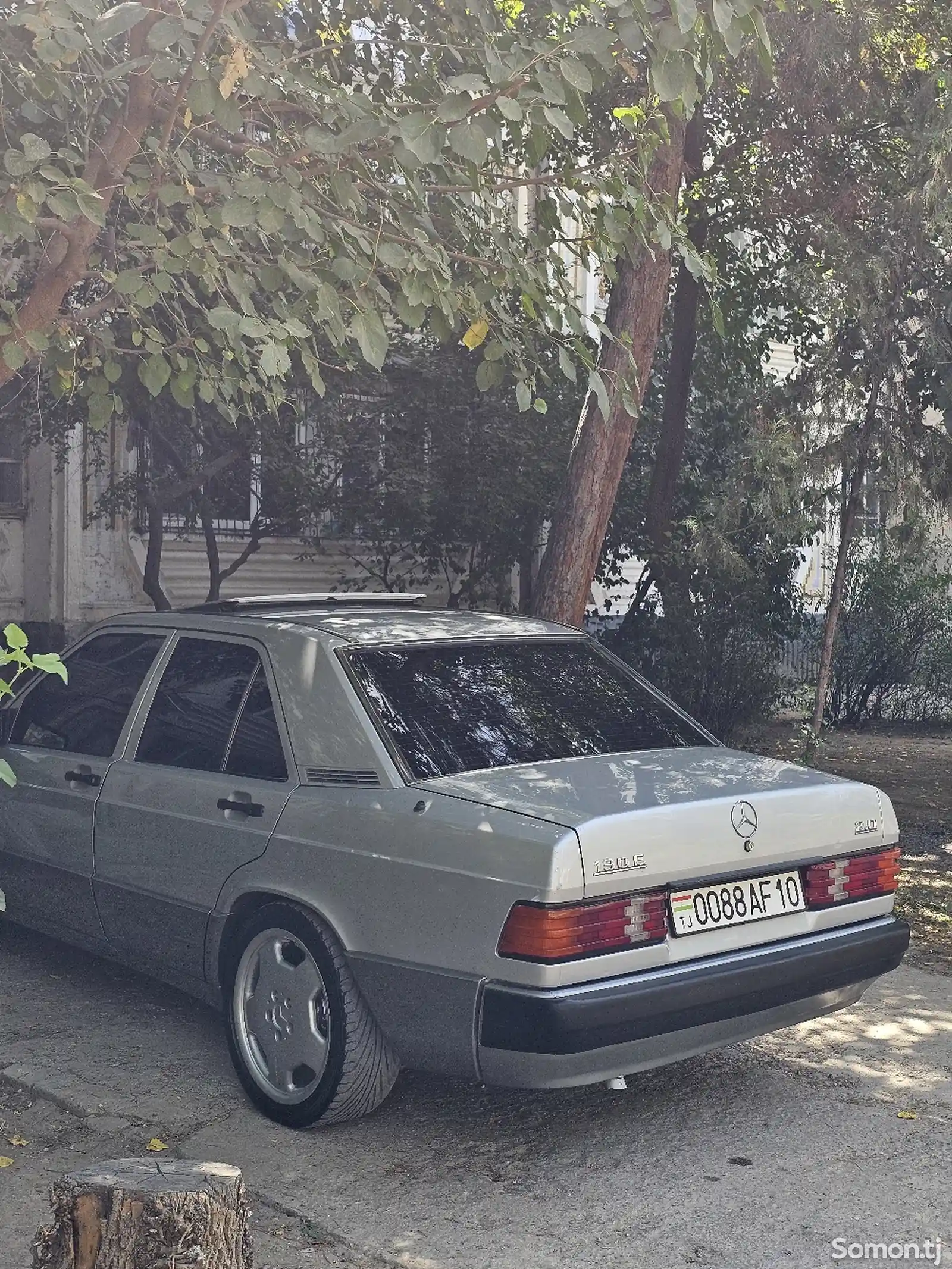 Mercedes-Benz W201, 1990-2