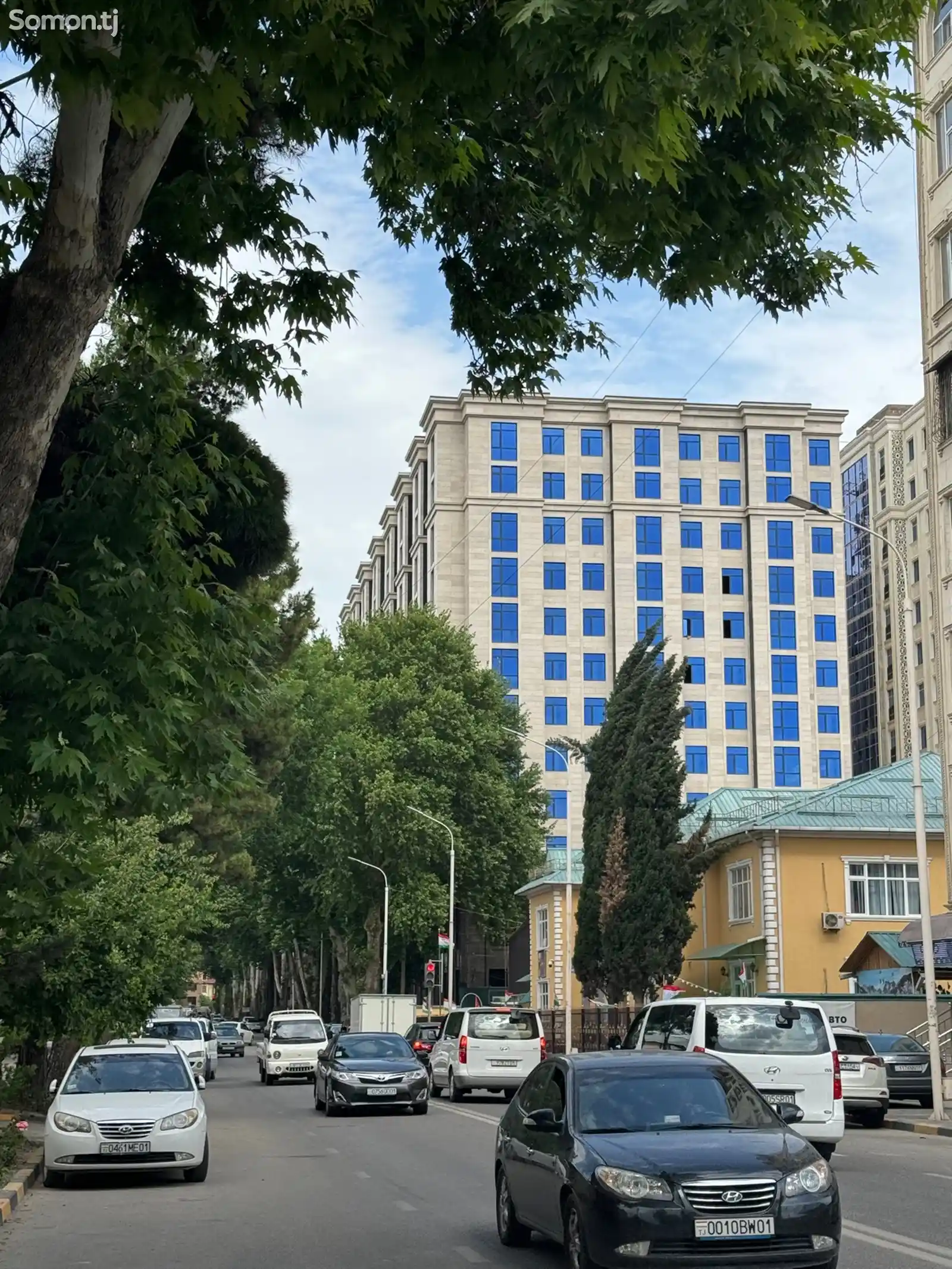 3-комн. квартира, 12 этаж, 100 м², Карамов-1