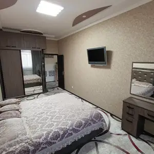 2-комн. квартира, 14 этаж, 65м², Дом Печать