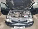 Volkswagen Golf, 1999-8